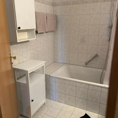 Appartement Auf Dem Hoegel In *